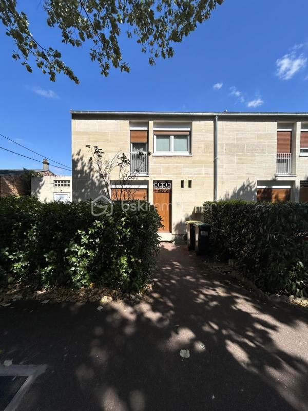 Maison - 79 m² - 4 pièces