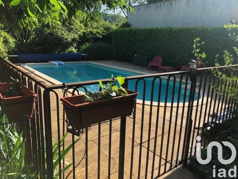 Maison - 263 m² - 10 pièces