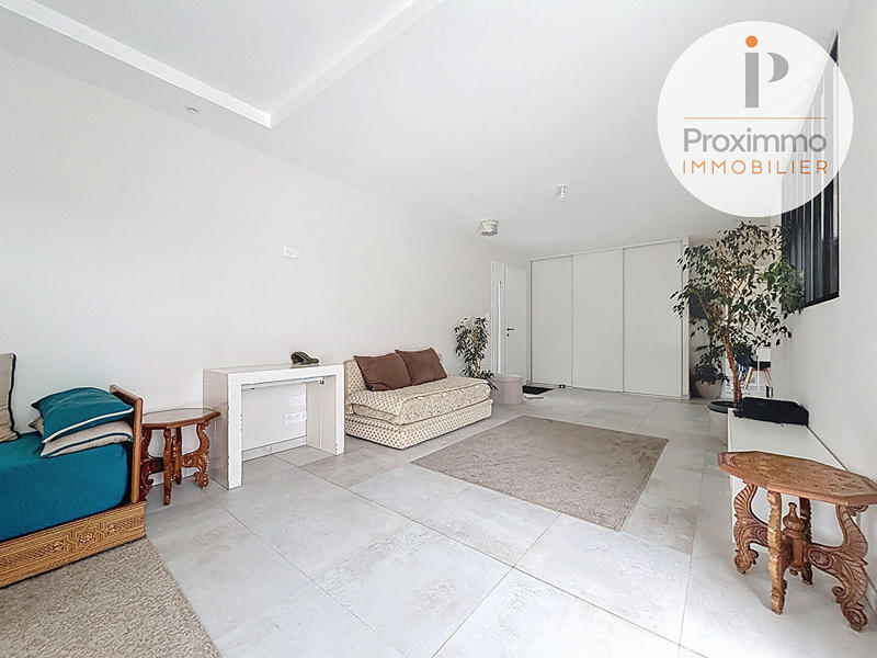 Maison - 145 m² - 7 pièces