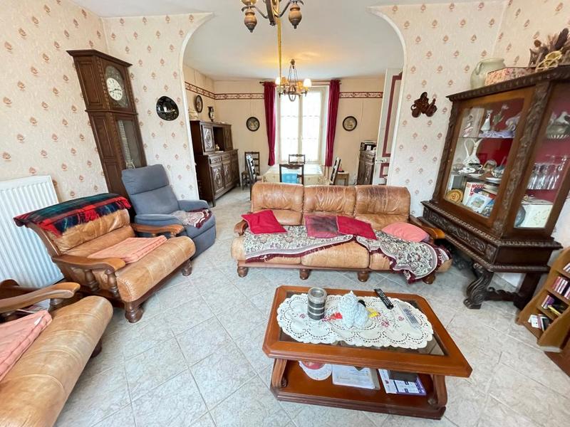 Maison - 122 m² - 5 pièces