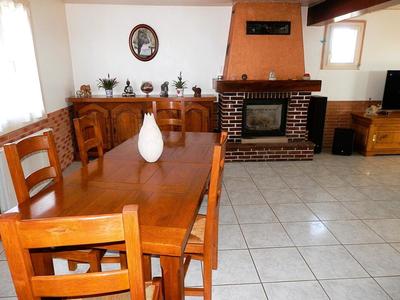 Maison - 202 m² - 8 pièces