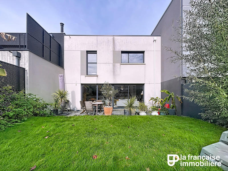 Maison - 106 m² - 5 pièces