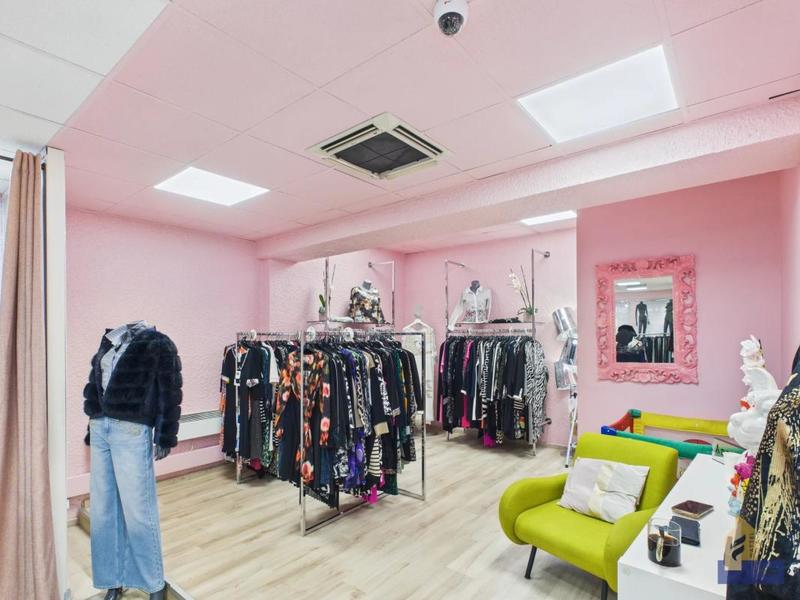 Local commercial - 132 m²