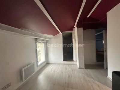 Maison - 64 m² - 4 pièces