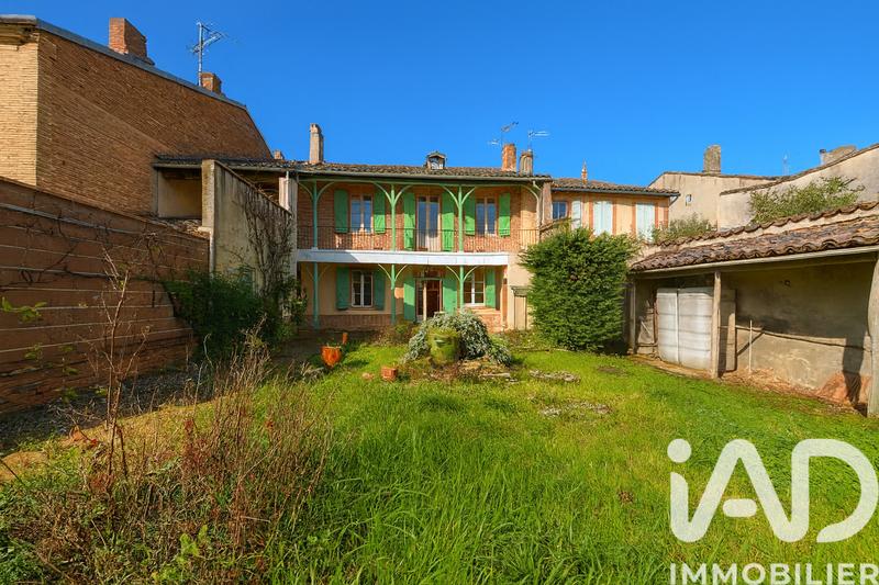 Maison de ville - 264 m² - 10 pièces