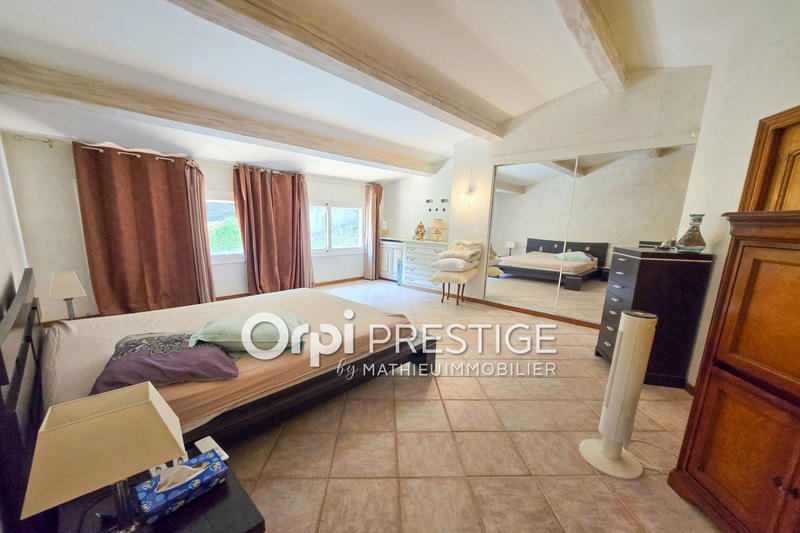 Villa - 149 m² - 6 pièces