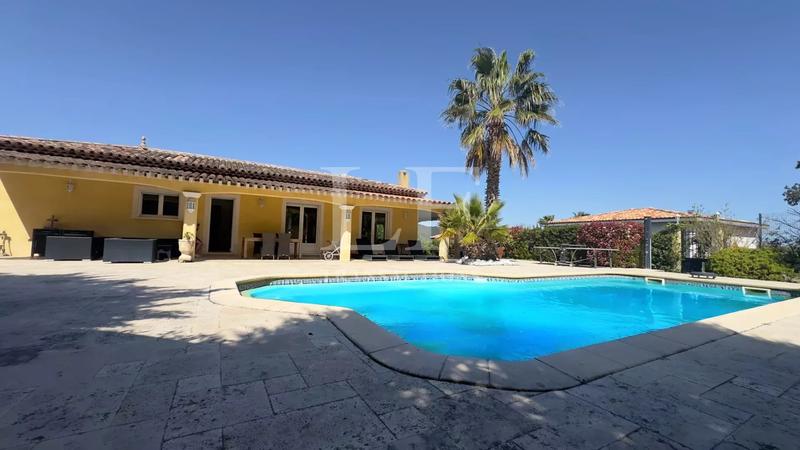 Villa - 179 m² - 5 pièces