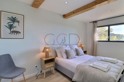 Maison - 154 m² - 7 pièces