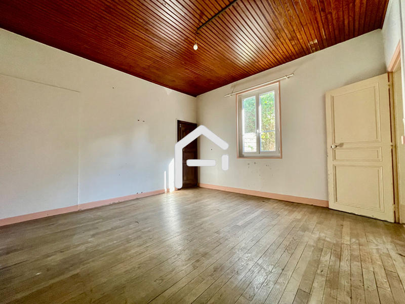 Maison - 130 m² - 7 pièces