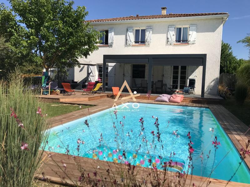 Maison contemporaine - 177 m² - 6 pièces