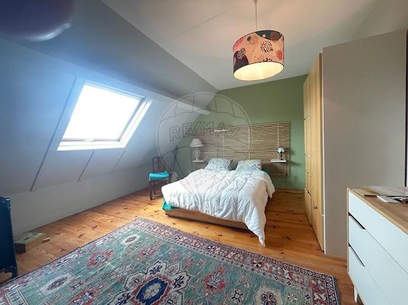 Maison - 143 m² - 6 pièces