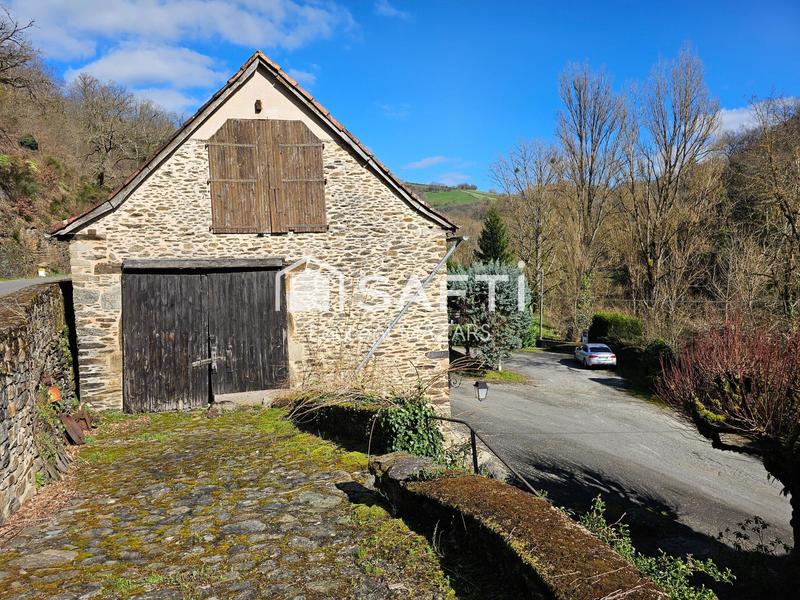 Propriété - 300 m² - 14 pièces