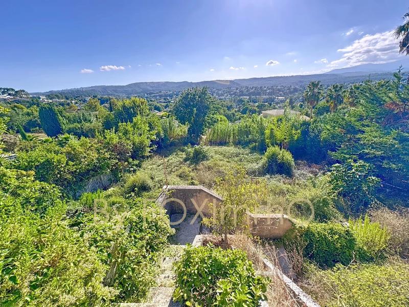 Villa - 250 m² - 8 pièces