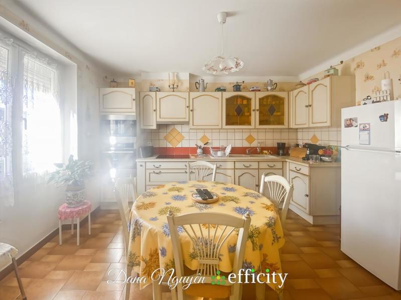 Maison - 85 m² - 4 pièces