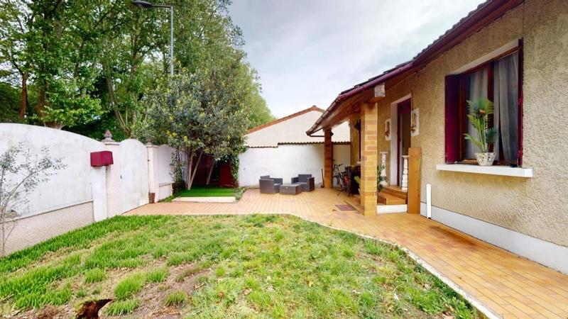 Maison - 101 m² - 6 pièces