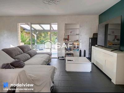 Maison - 101 m² - 5 pièces