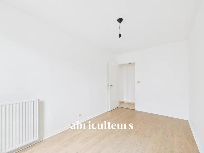 Appartement ancien - 69 m² - 3 pièces