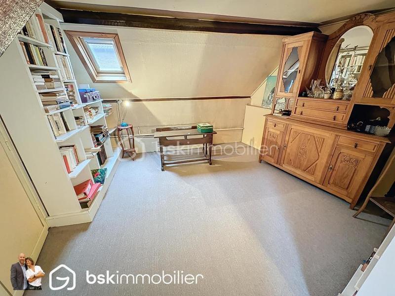 Corps de ferme - 180 m² - 7 pièces