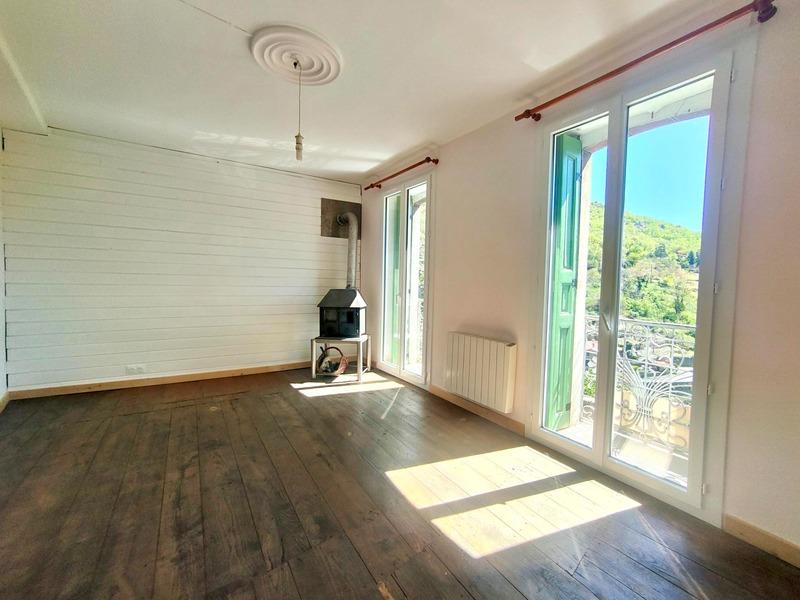 Maison de village - 100 m² - 5 pièces