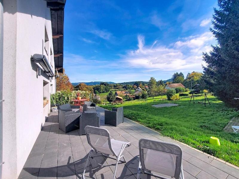 Maison - 226 m² - 8 pièces