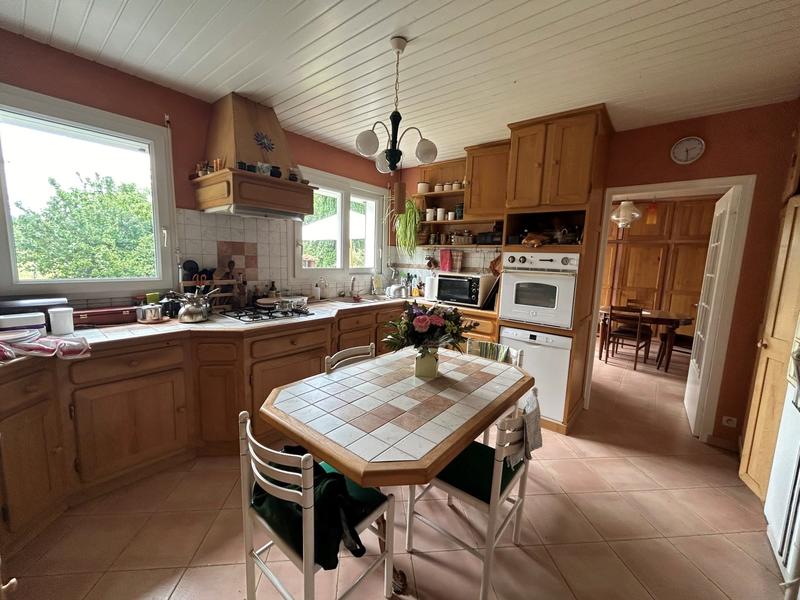 Maison - 199 m² - 8 pièces