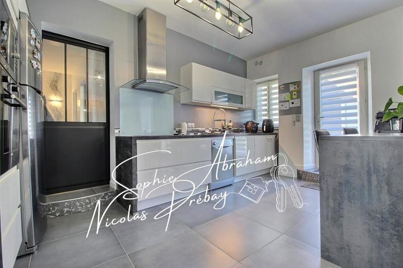 Maison - 190 m² - 6 pièces