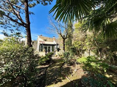 Maison - 128 m² - 6 pièces