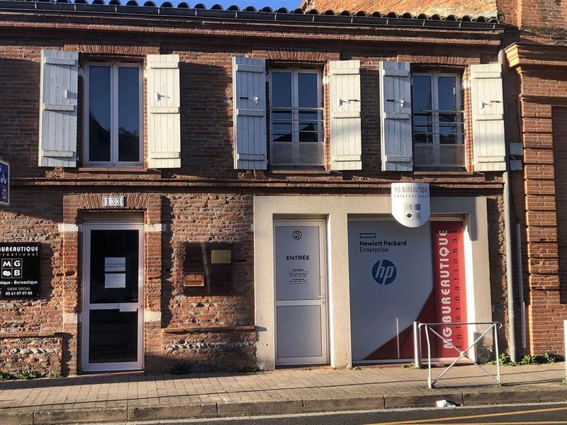 Local commercial - 93 m² - 1 pièce