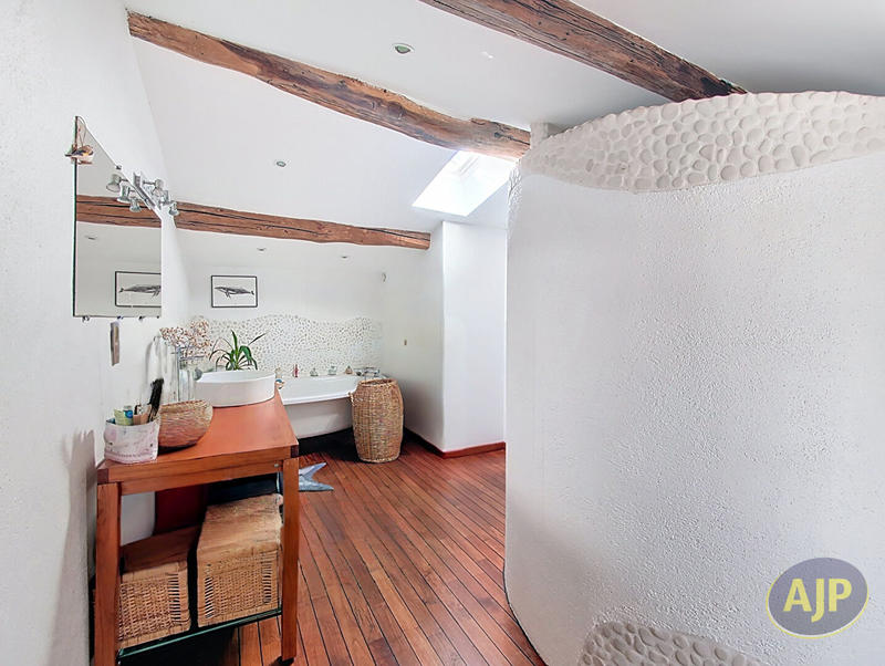 Maison - 114 m² - 5 pièces