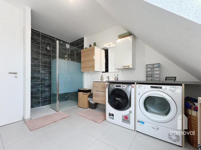 Appartement - 77 m² - 4 pièces