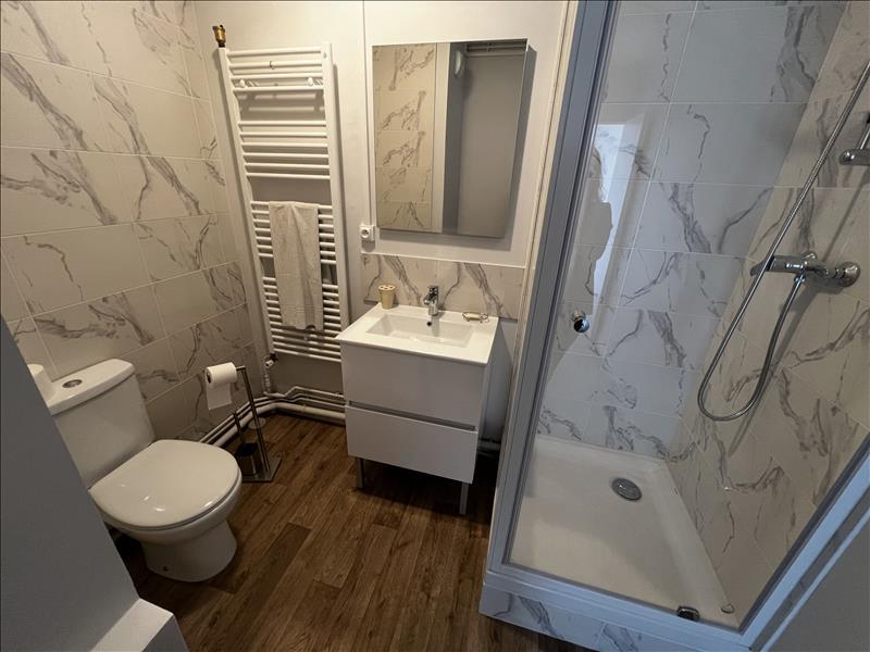 Appartement - 96 m² - 5 pièces