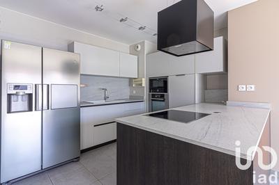 Appartement - 111 m² - 5 pièces