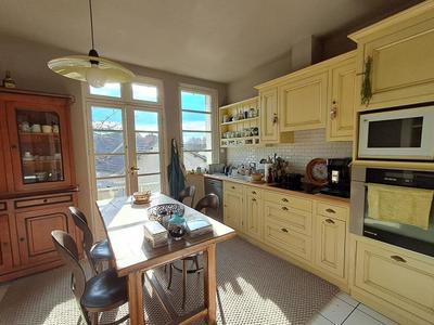 Maison - 177 m² - 6 pièces