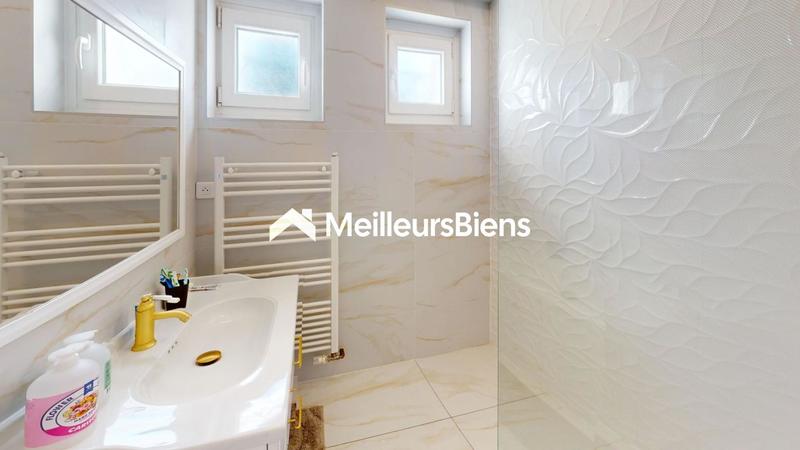 Maison - 150 m² - 6 pièces