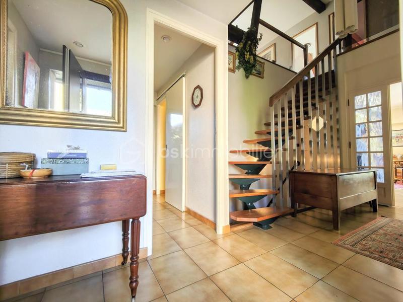 Demeure - 181 m² - 8 pièces