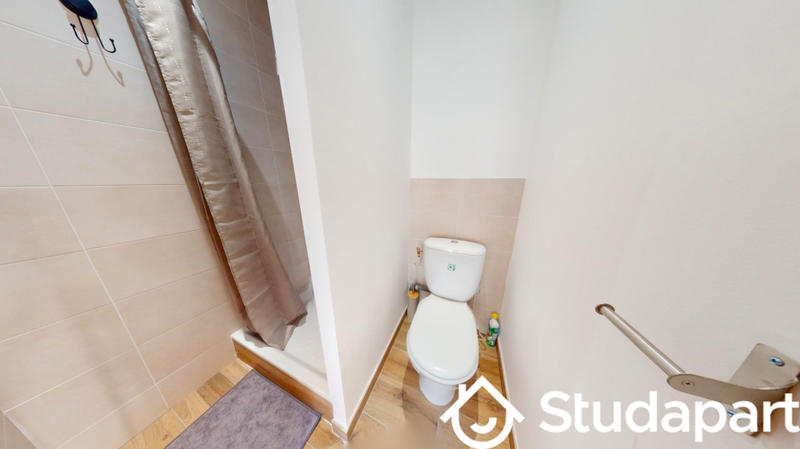 Chambre - 12 m² - 1 pièce