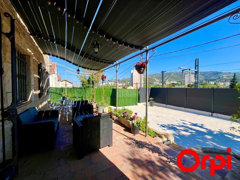 Appartement - 89 m² - 3 pièces