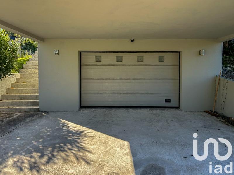 Maison - 194 m² - 7 pièces