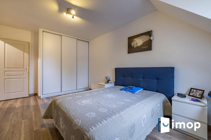 Maison - 96 m² - 4 pièces