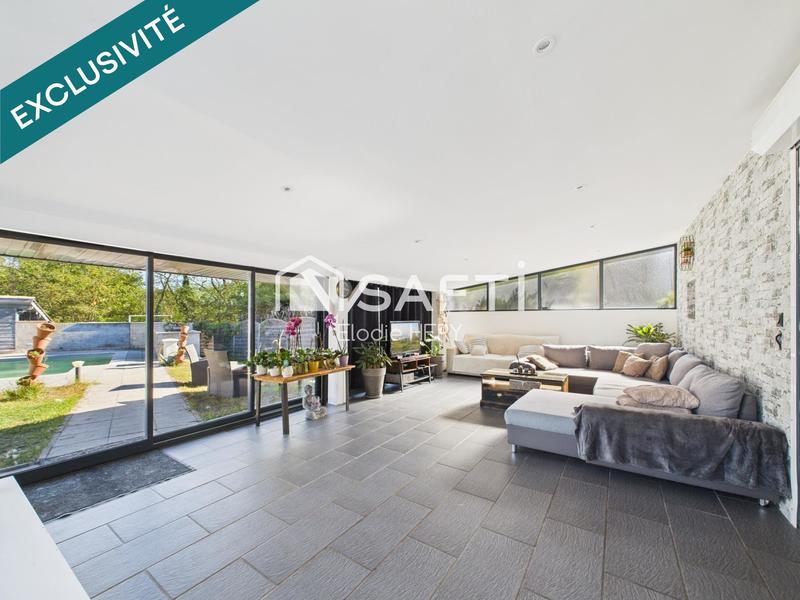 Maison - 140 m² - 5 pièces