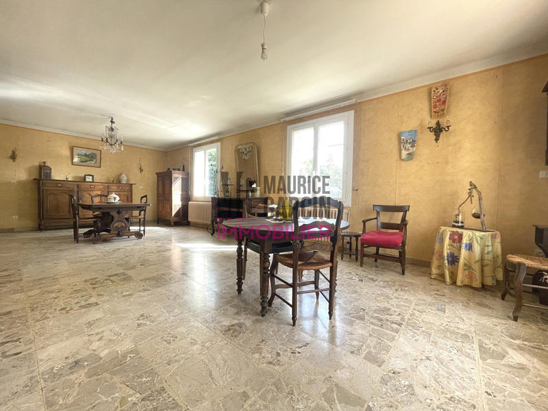 Maison - 137 m² - 5 pièces