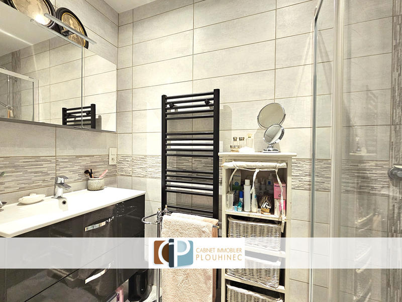 Appartement - 99 m² - 4 pièces