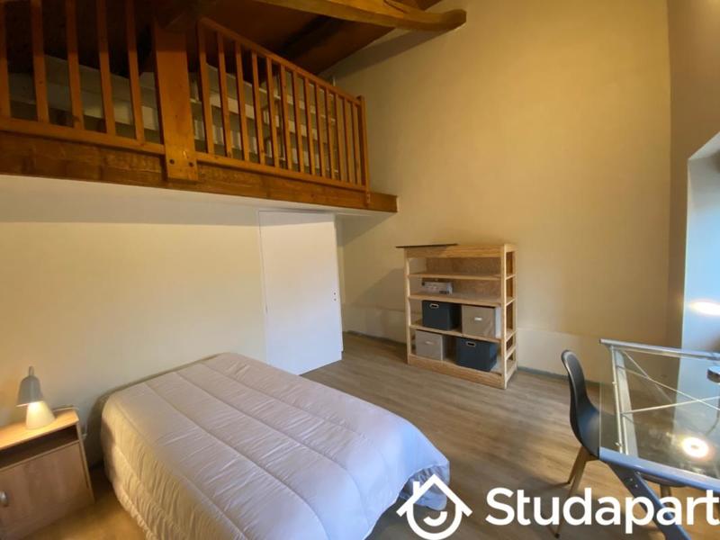 Chambre - 12 m² - 1 pièce