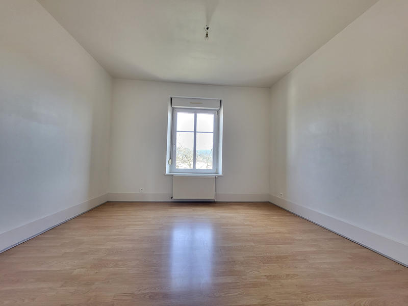 Appartement - 75 m² - 3 pièces