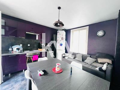 Maison de ville - 56 m² - 3 pièces