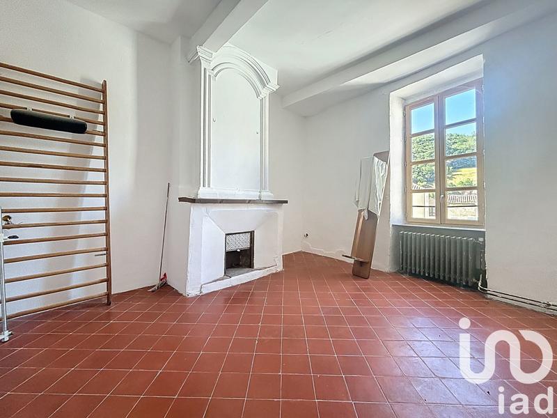 Maison de village - 457 m² - 10 pièces