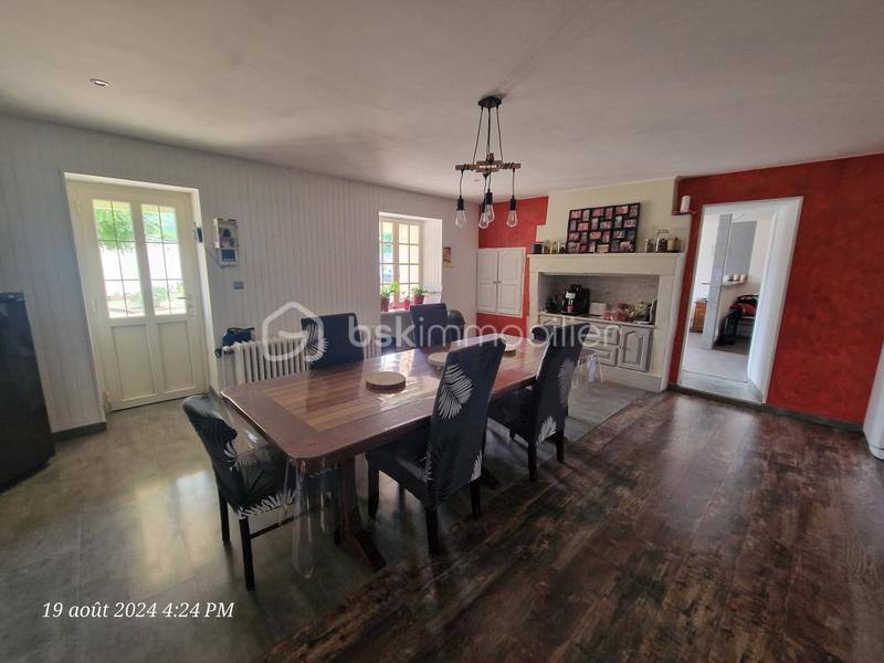 Longère - 213 m² - 6 pièces