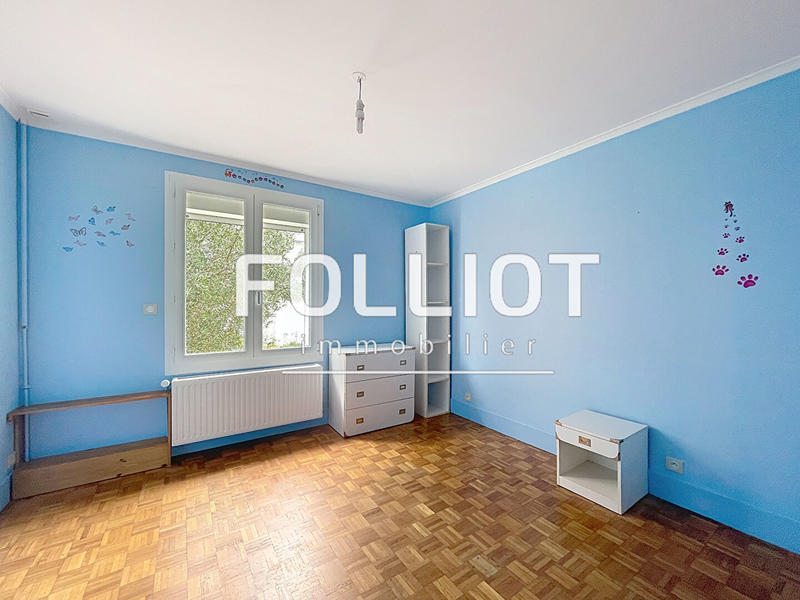 Maison - 94 m² - 6 pièces