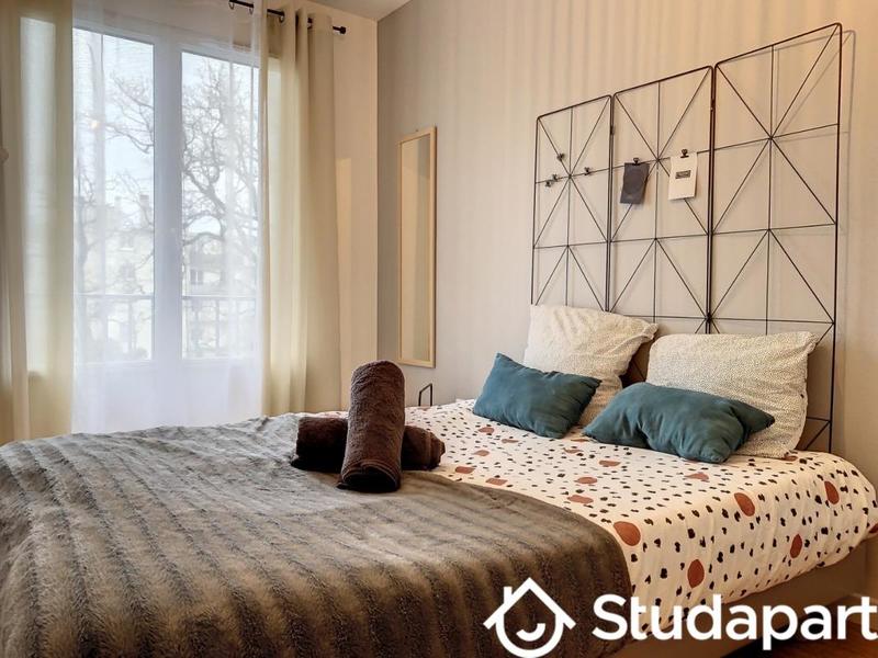 Chambre - 12 m² - 1 pièce