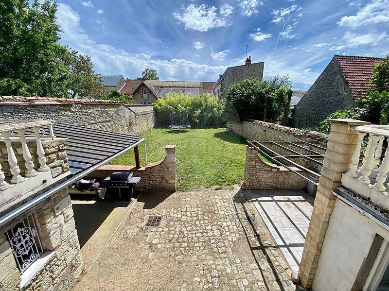 Maison - 130 m² - 5 pièces